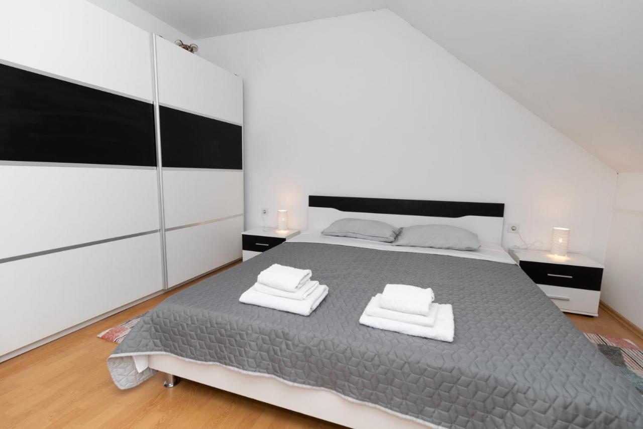 Apartman Skender 3* Ravna Gora Apartment ภายนอก รูปภาพ