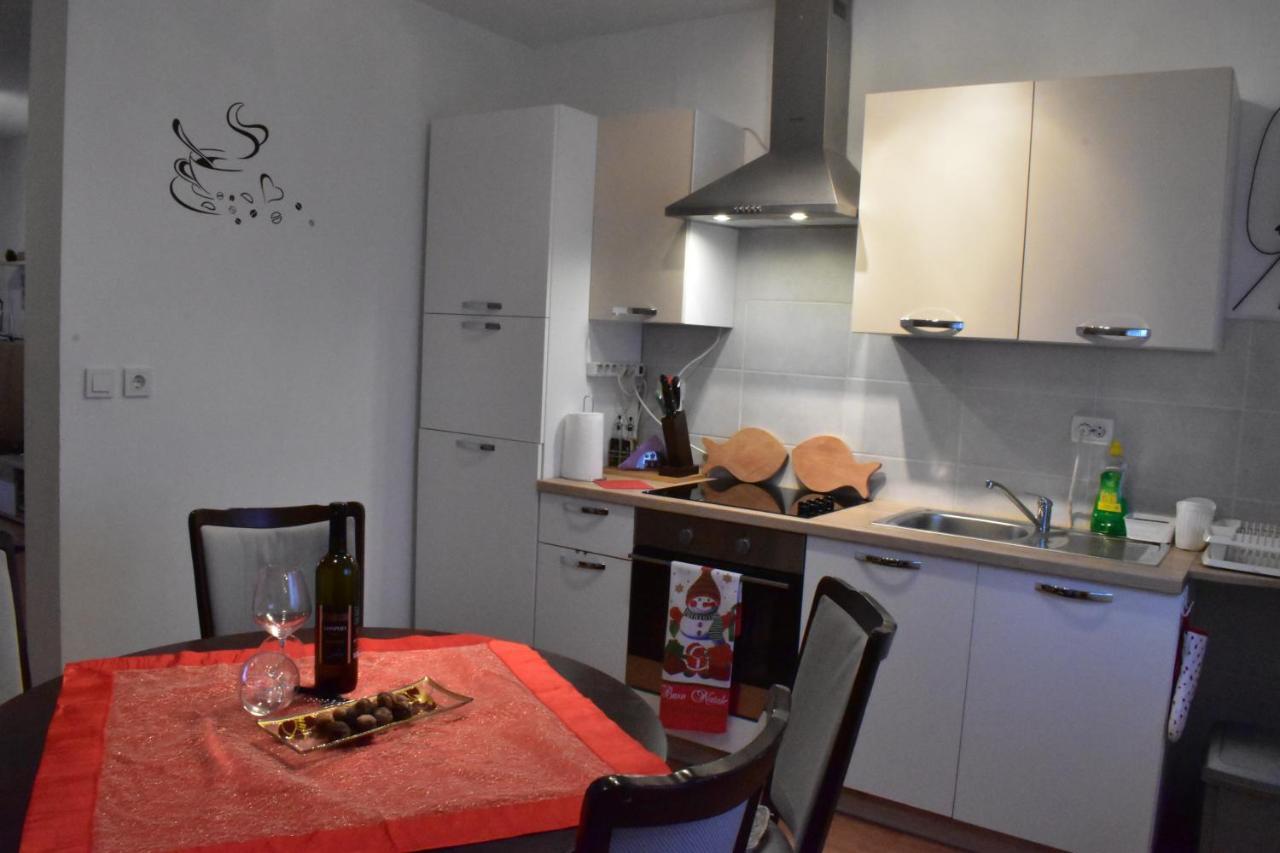 Apartman Skender 3* Ravna Gora Apartment ภายนอก รูปภาพ