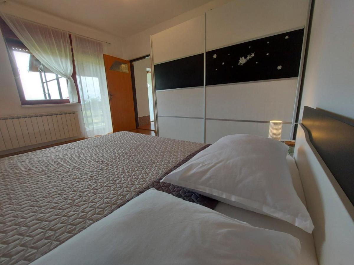 Apartman Skender 3* Ravna Gora Apartment ภายนอก รูปภาพ